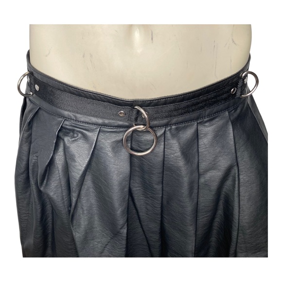 CURRENT MOOD Black Leather Dolls Kill Pleated Mini Skirt O Ring Details, XL - Picture 5 of 10